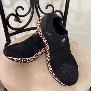 Adidas Women's Black and Pink Slip-On Sneakers